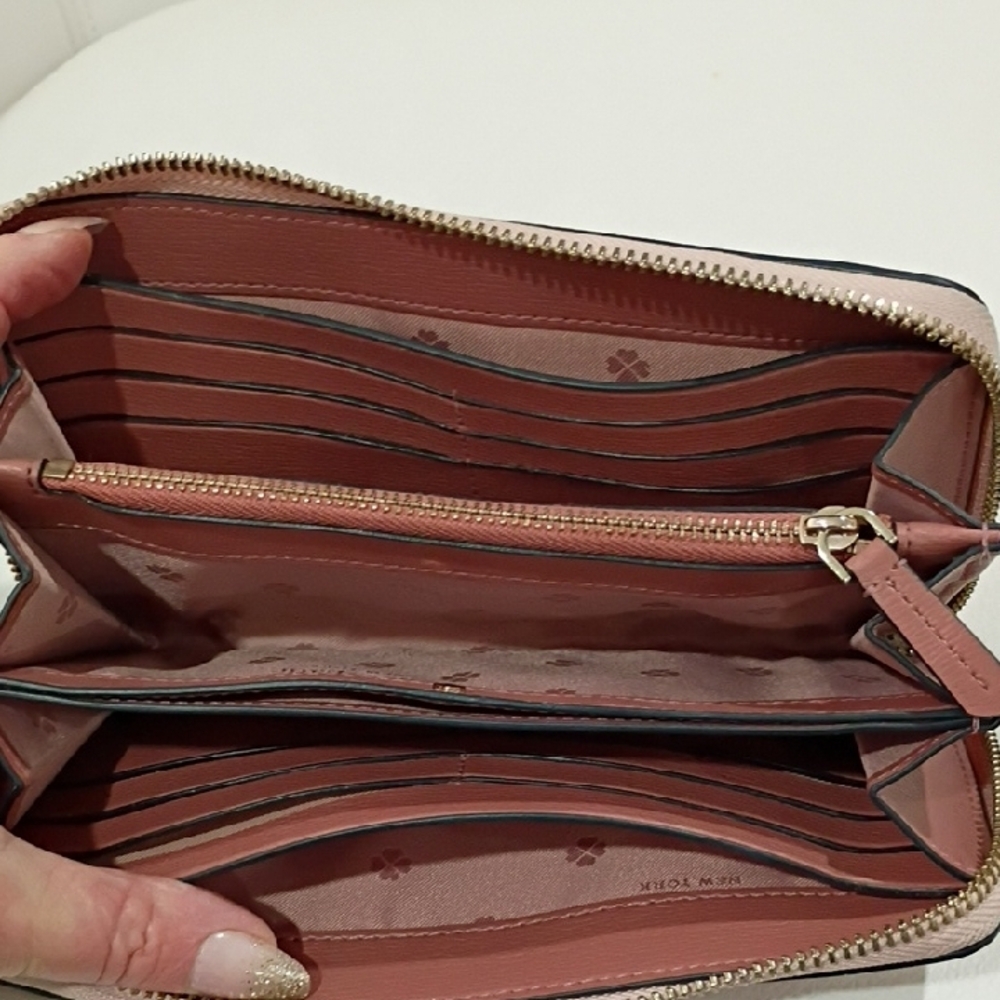 Kate Spade Pale Pink and Cream Saffiano Style Leather Zip-Around Wallet EUC - Picture 7 of 8